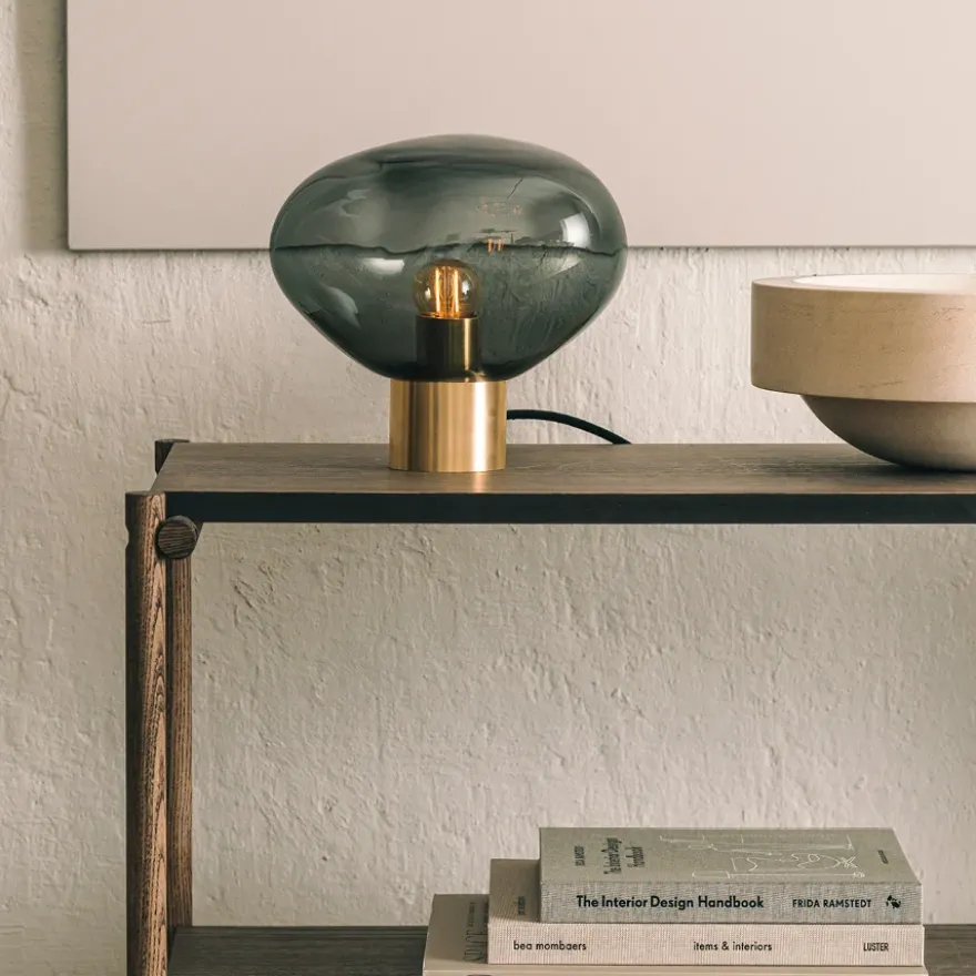 CRYSTAL STONE BORDLAMPE LYS RØKGRÅ